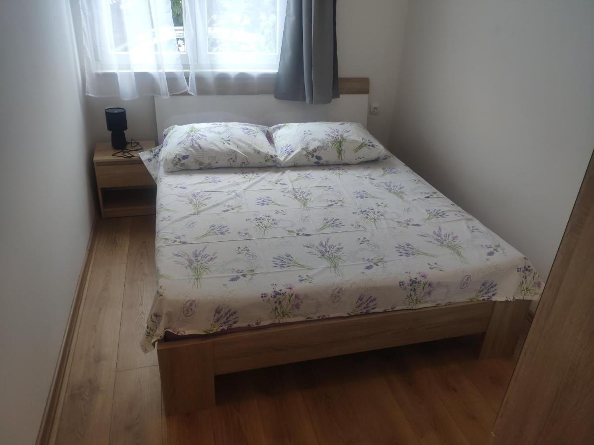 Apartment Tome Biograd Na Moru Eksteriør billede