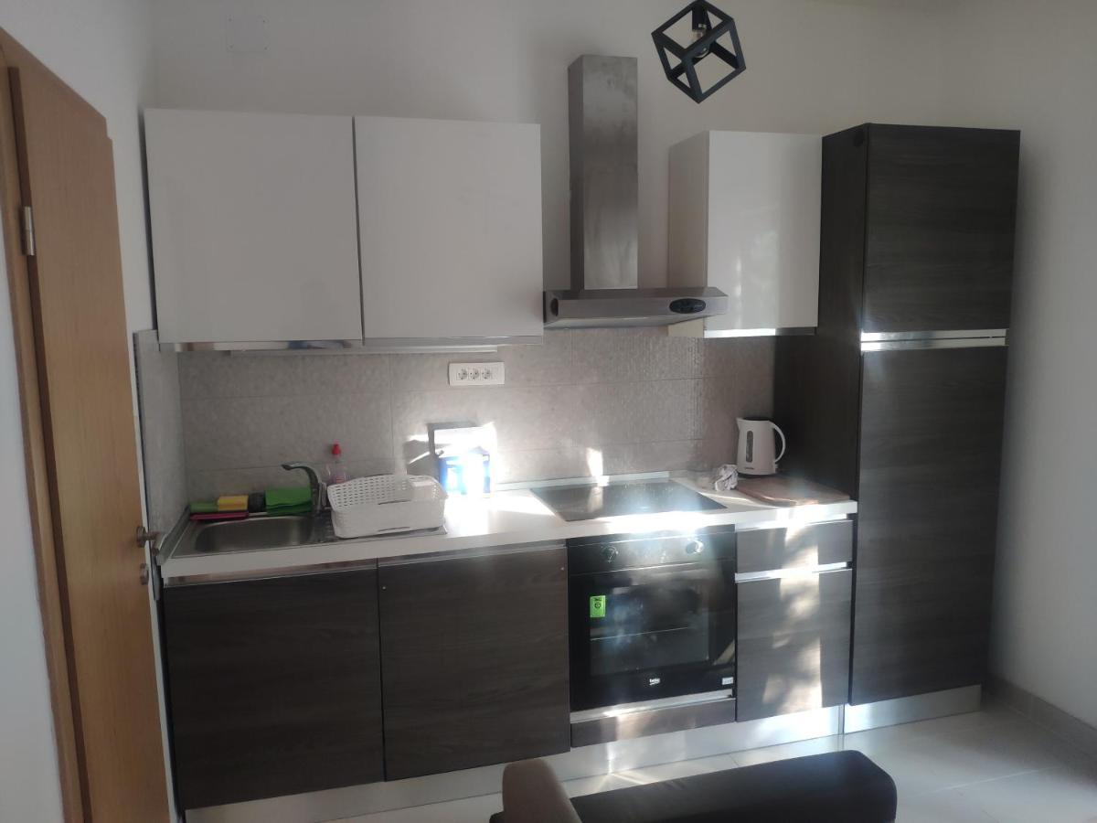 Apartment Tome Biograd Na Moru Eksteriør billede