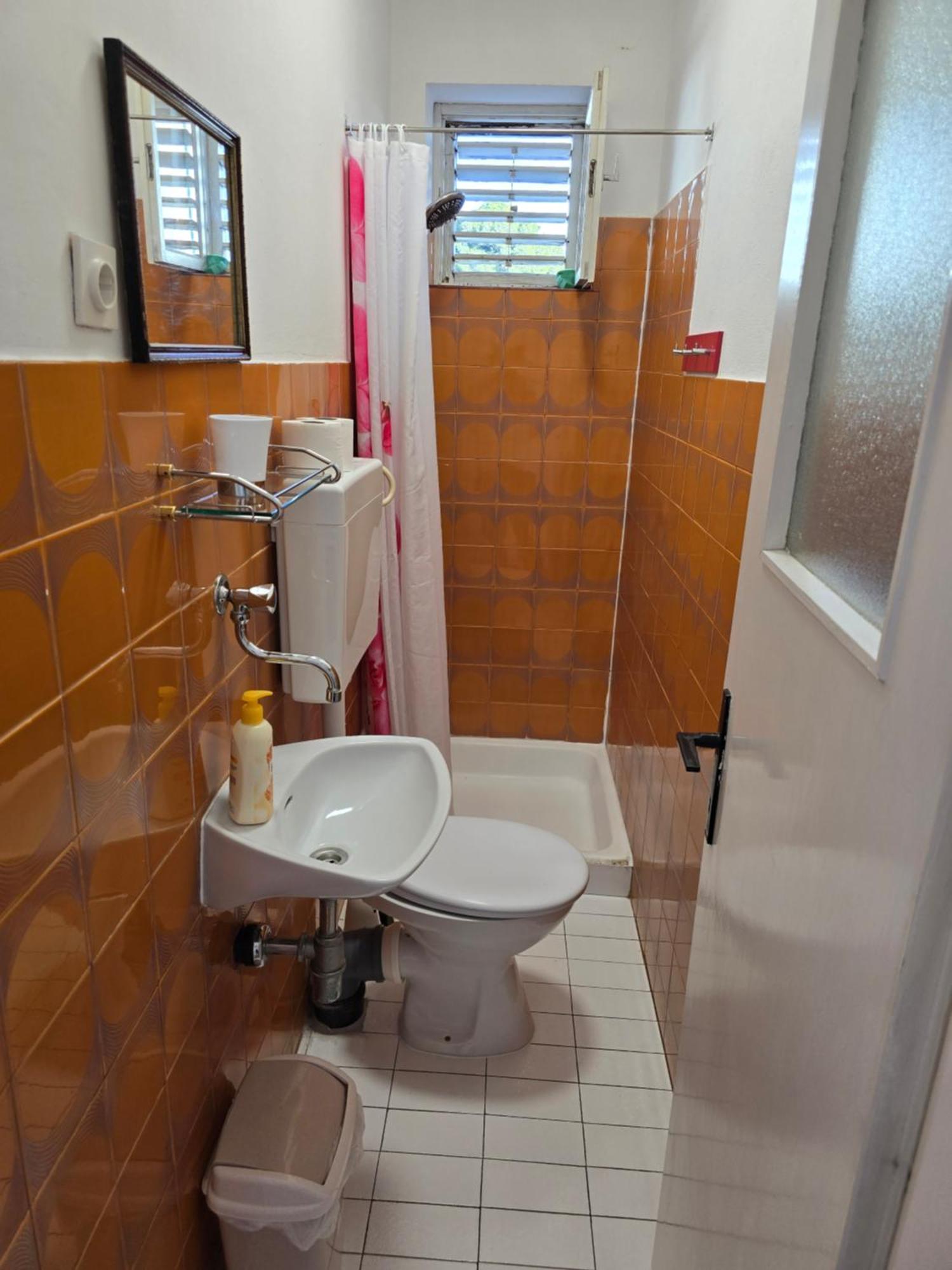 Apartment Tome Biograd Na Moru Eksteriør billede