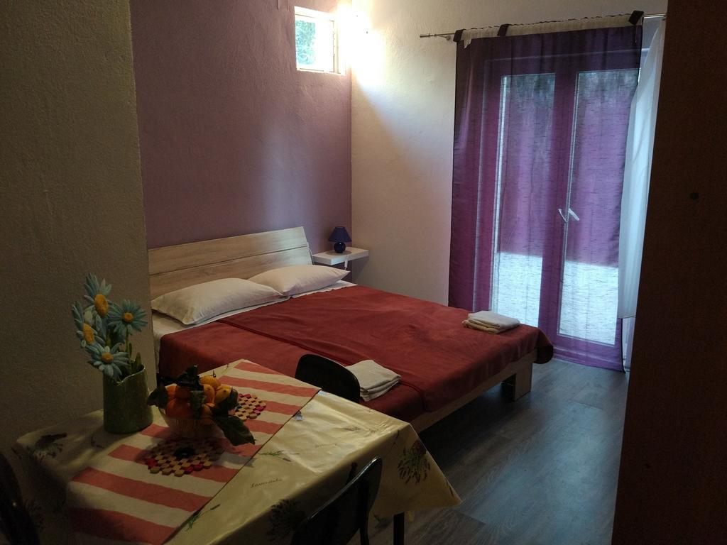 Apartment Tome Biograd Na Moru Eksteriør billede