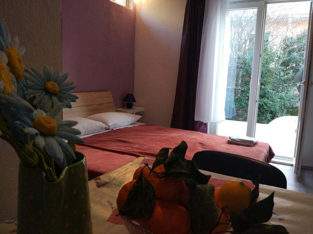 Apartment Tome Biograd Na Moru Eksteriør billede
